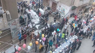 ضم 3 آلاف فرد.. محافظ أسيوط يشارك أهالي الأربعين في إفطار جماعي -فيديو وصور 