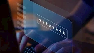 مستشار أمن سيبراني يحذر من صفحات وعروض وهمية تستهدف سرقة بيانات المستخدمين 