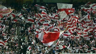 "المساومة مرفوضة ولن نطلب الإلغاء".. كيف تحرك الزمالك بعد إيقاف جماهيره؟