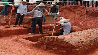 بعد 2200 عام.. العثور على مقبرة "الأميرة الحمراء" في الصين (صور)