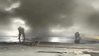 بالصور.. حريق هائل يلتهم مصنع مراتب في بني سويف 