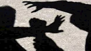 "ضربوني وصوروني يا بابا".. ابن إعلامي يلجأ إلى مباحث الشيخ زايد