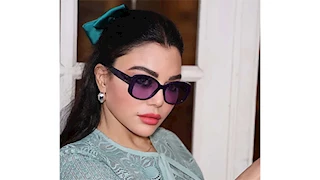 نقابة المهن الموسيقية تمنع هيفاء وهبي من الغناء في مصر