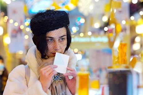 كيف تؤثر الروائح العطرية على المزاج والأداء العقلي؟