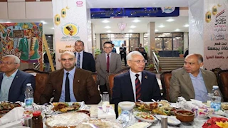 بطول 1500 متر.. جامعة المنيا تنظم مائدة إفطار جماعي - صور