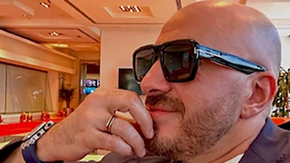 "أنت بقى عايز إيه".. تفاصيل أزمة المخرج مجدي الهواري و"اليوتيوبر" محمد طاهر