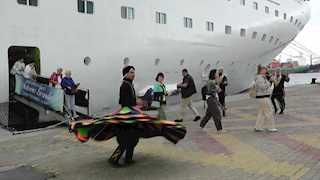 وصول 460 سائحًا إلى ميناء الإسكندرية.. والإجمالي يرتفع لـ 1700 خلال يومين -صور