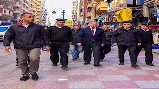 منع انتظار السيارات في شارع خالد بن الوليد.. قرار مهم من محافظ الإسكندرية - صور