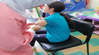 بالصور- تطعيم 700 ألف طالب بالمدارس ضد الالتهاب السحائى والثنائى في الدقهلية 