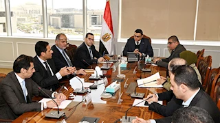 وزير الإسكان يلتقي عددًا من المطورين العقاريين بمدينة سفنكس الجديدة