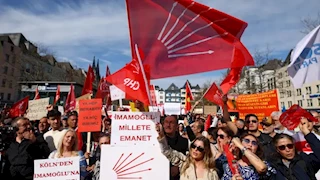 المعارضة التركية تقرر إنهاء مظاهراتها، وأردوغان ينتقد الاضطرابات