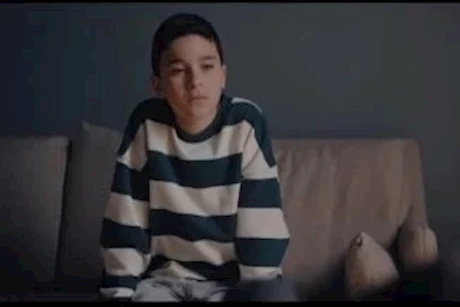 طفل "لام شمسية" لـ كريم الشناوي: شعرت بالخوف في البداية وتعلمت الكثير منك