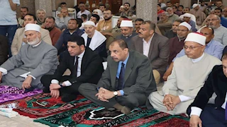 محافظ سوهاج يشهد احتفال مديرية الأوقاف بليلة القدر - صور