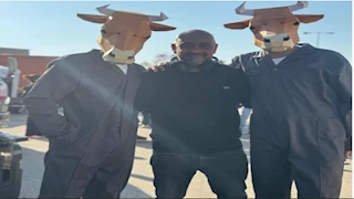 المخرج إسلام خيري يحقق حلم مؤمن الصاوي في قهوة المحطة