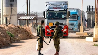 إسرائيل تعاود إغلاق معبر كرم أبو سالم وتمنع إدخال المساعدات إلى غزة