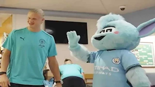  "النادي لن يجدد لها".. براءة هالاند من تهمة الاعتداء على تميمة مانشستر سيتي