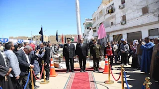 قنا تحيي ذكرى الأبطال.. المحافظ يضع إكليل زهور على نصب شهداء موقعة البارود -صور