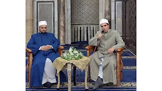 ملتقى بالأزهر: القرآن نزل جملةً واحدةً من اللوح المحفوظ إلى السماء الدنيا ثم نزل على قلب الرسول في 23 سنة