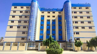 أول تعليق من مستشفى بنها التعليمي بشأن استغاثة والد فتاة سقطت من الطابق الرابع