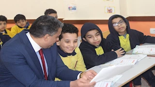 وكيل التعليم بالجيزة يجري زيارة تفقدية بإدارة الدقي التعليمية ويؤكد علي أهمية الحضور 