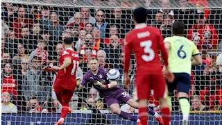 يواصل الزحف.. محمد صلاح يحقق رقما قياسيا تاريخيا