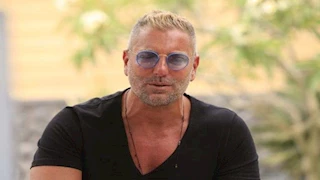 "وجودك بيدي للحياة لحن وفرح".. تامر هجرس يهنئ ابنته بعيد ميلادها 