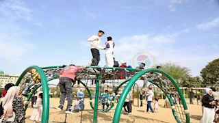 بالصور.. إقبال كبير من المواطنين على حديقة الأزهر في ثاني أيام عيد الفطر