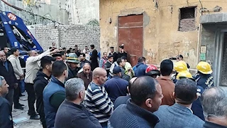 انهيار عقار مأهول بالسكان في الإسكندرية.. والحماية المدنية تبحث عن ضحايا- صور
