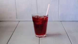 بداية صحية ليومك.. 5 فوائد لمشروب العناب على الريق