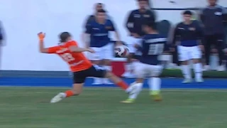 "بعد إصابته القوية".. فاركو يعلن زيارة لاعبه لأحمد القندوسي بالمستشفى