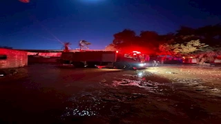 اللقطات الأولى لحريق مستودع أنابيب منيا القمح 