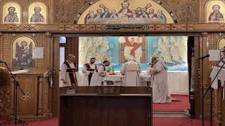 كنيسة الأنبا بيشوي بالإسماعيلية تحتفل بقداس أحد السعف 