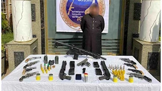 بحوزته 3 بنادق آلية.. سقوط تاجر سلاح في القليوبية