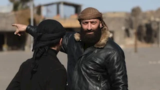 من هو أحمد العودة صانع التسويات وقائد اللواء الثامن في سوريا؟