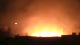 الغية ولعت.. السيطرة على حريق أعلى عمارة سكنية بطنطا (صور)