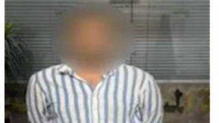 بأسلوب انتحال الصفة.. سقوط محتال التجمع الأول بعد استيلائه على أموال الضحية