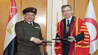 إدارة الخدمات الطبية للقوات المسلحة توقع بروتوكول تعاون مع الكلية الملكية للجراحين بإنجلترا