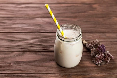 شرب اللبن الرائب يوميًا- ماذا يفعل بالجسم؟