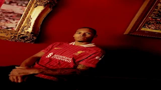 "يوم مؤثر لعائلتي".. أول تعليق لفان دايك بعد تجديد تعاقده مع ليفربول