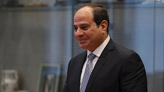 الرئيس السيسي يدعو لاستغلال المساجد كمراكز تعليمية إلى جانب دورها الديني