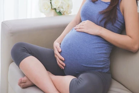 لماذا تُنصح الحامل بتناول هذه الفاكهة يوميًا؟ إليك الأسباب