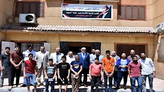 محافظ الأقصر يهنئ أطفال "أصدقاء الكتاب المقدس" و"جنود المسيح" بعيد القيامة المجيد -صور 