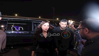 بالصور.. محمد سامي وزوجته مي عمر يصلان عزاء سليمان عيد في الشيخ زايد