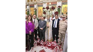 لقاء سويدان تحتفل بعيد القيامة في دير المحرق (صور)