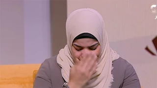 والدة إمام صلاة التراويح الكفيف بالجامع الأزهر تبكي على الهواء.. تعرف على السبب -(فيديو)