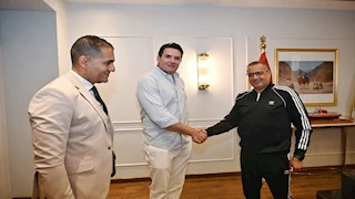 محافظ جنوب سيناء يبحث سبل دعم السياحة وتنظيم فعاليات دولية بشرم الشيخ