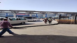 صور.. حملة لإزالة الإشغالات بمحيط محطة عدلي منصور