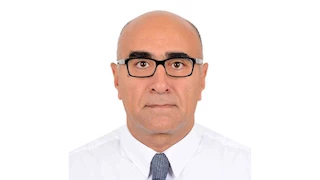 أستاذ بقصر العيني يفوز بالميدالية الفضية في معرض جنيف للاختراعات