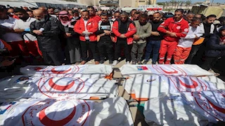 تحقيق إسرائيلي يكشف تفاصيل مجزرة المسعفين برفح: أوامر بدفن الأدلة