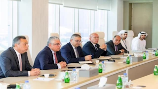 وفد اقتصادية قناة السويس يلتقي رئيس مجموعة موانئ أبوظبي لبحث تعزيز التعاون